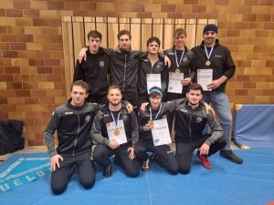 Die erfolgreich Angerer Mannschaft nach der Siegerehrung ((C) Benedikt Resch).