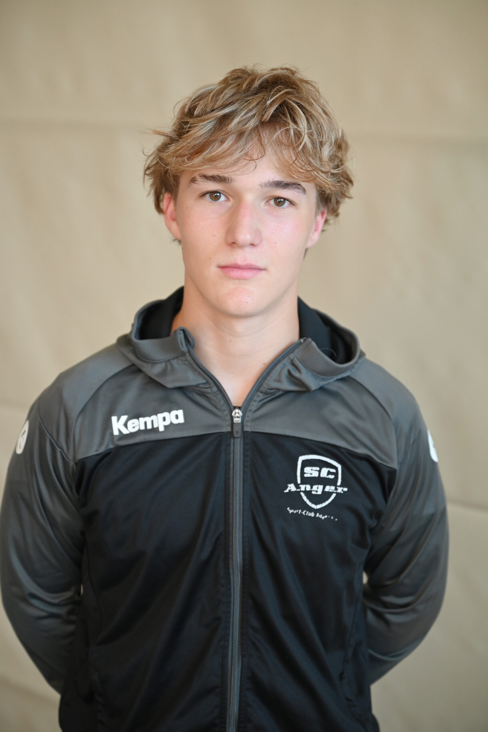 Seite57_Foto_Porträtfoto-Max-Hinterstoißer